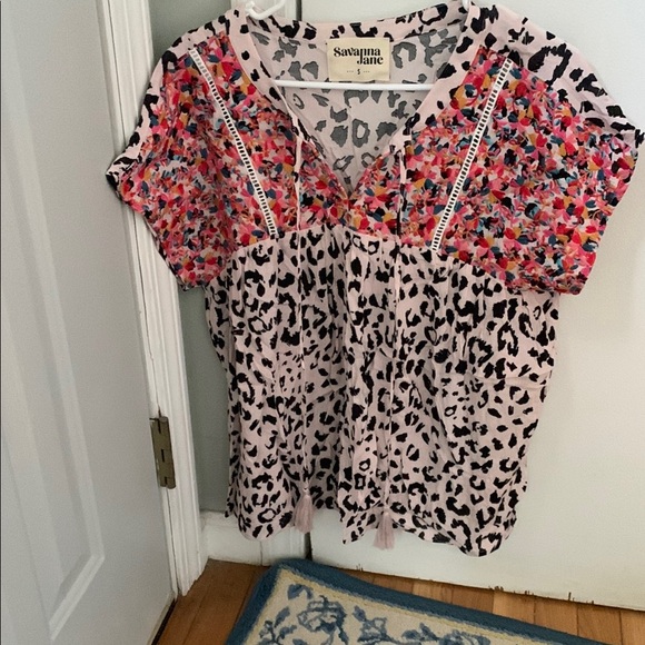 savannah jane Tops - Vibrant Orange and Pink Graphic Short Sleeve Blouse new never worn